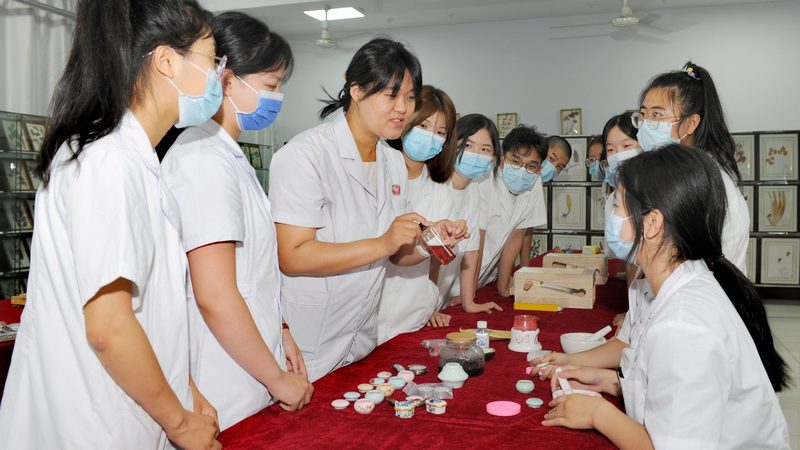 基层治未病中心软件主要分为以下几类功能：